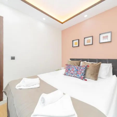 Apartment Modern Well Appointed Flat In Muratpasa Antalya